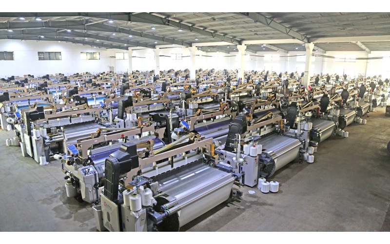 噴水織機工廠生産場景